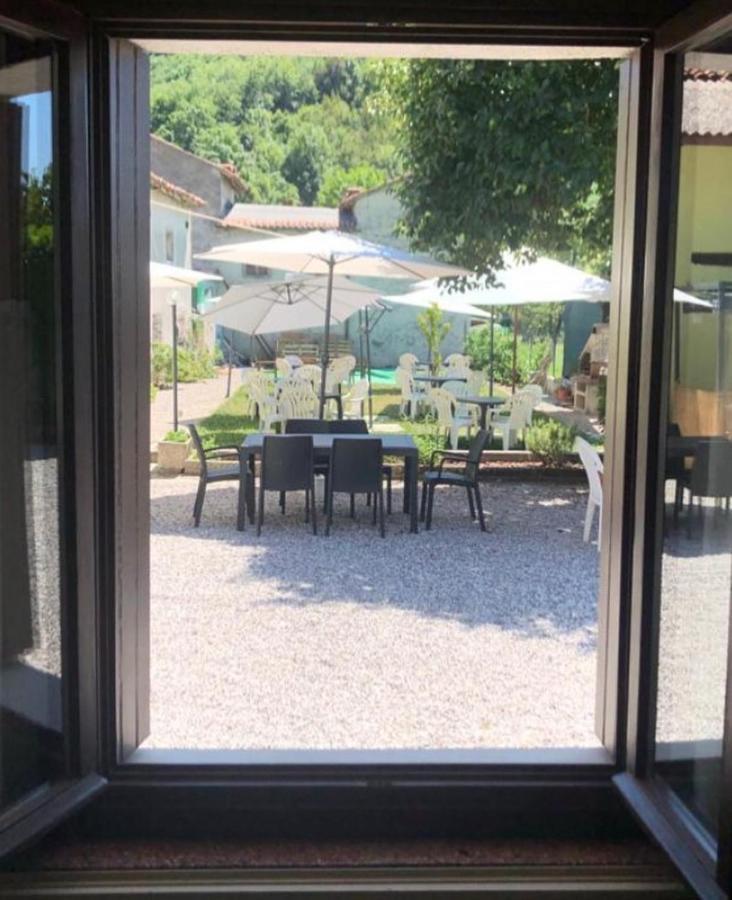 Fragole E Menta Hotel Attimis Екстериор снимка