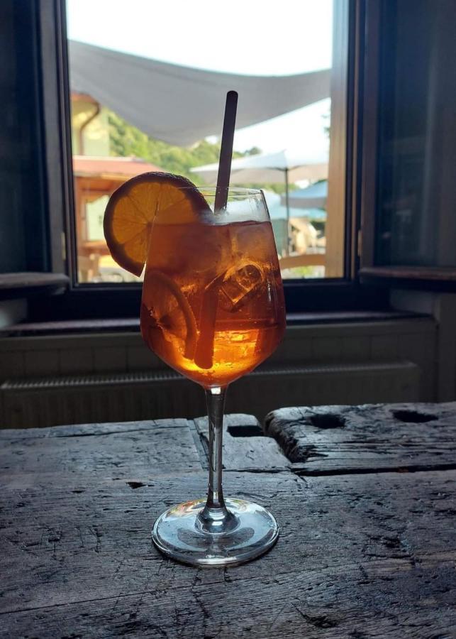 Fragole E Menta Hotel Attimis Екстериор снимка