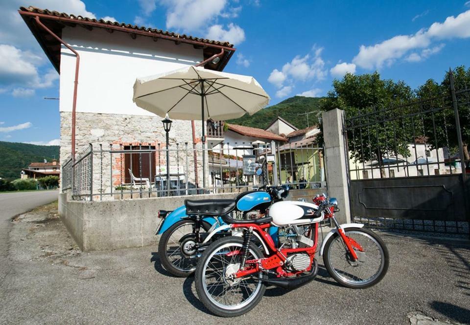 Fragole E Menta Hotel Attimis Екстериор снимка