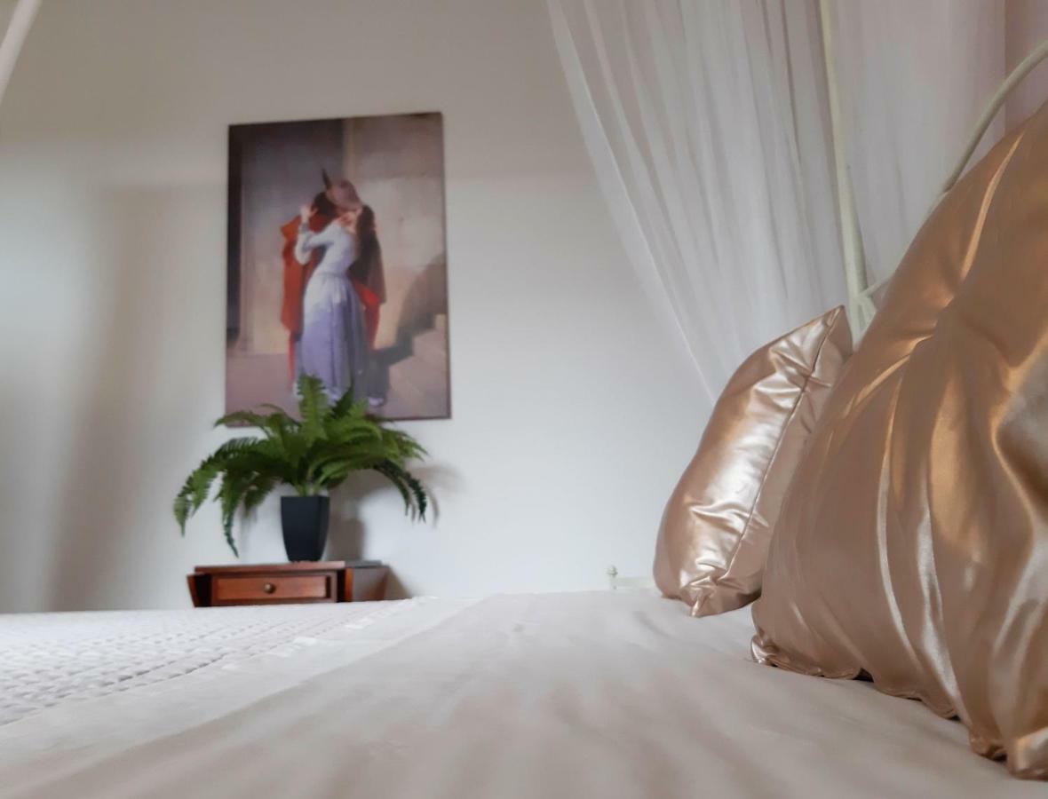 Fragole E Menta Hotel Attimis Екстериор снимка