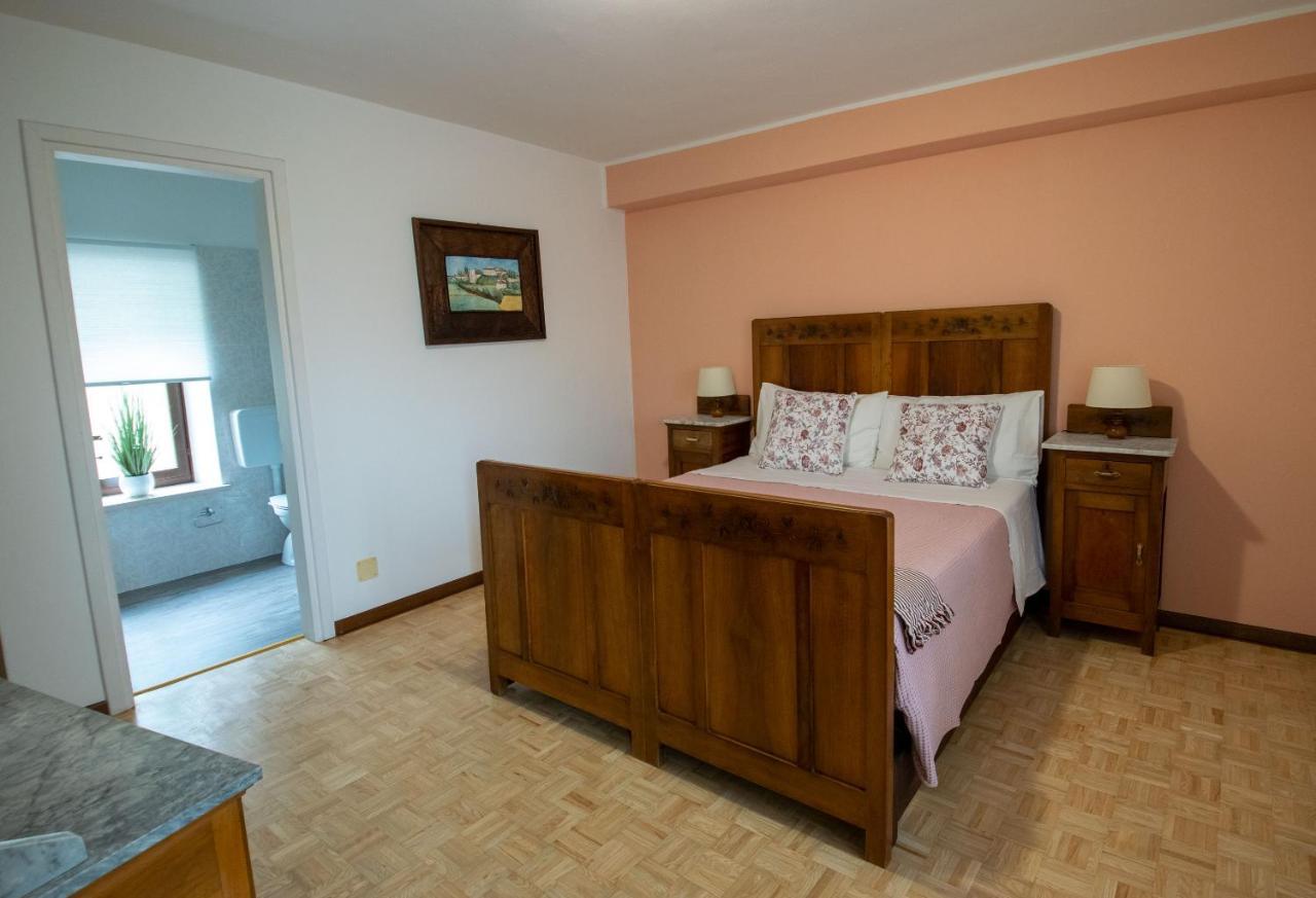Fragole E Menta Hotel Attimis Екстериор снимка